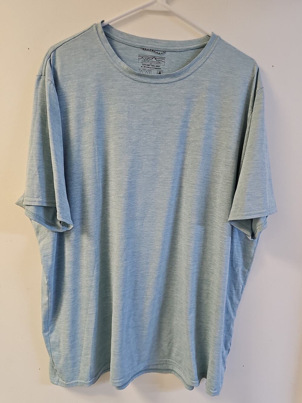 Patagonia Mens Capilene Cool Daily Light Blue Short Sleeve T Shirt Size XXL